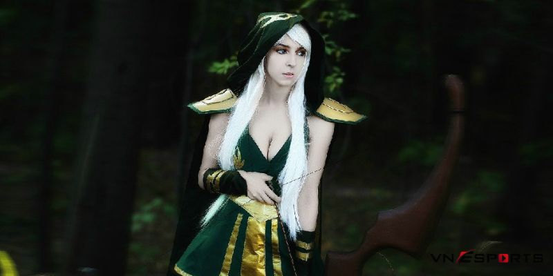 Ashe cosplay phiên bản thần rừng