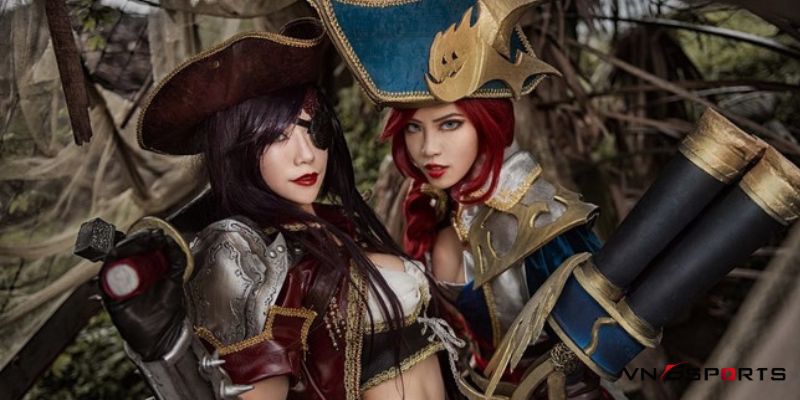 Cosplay 2 nữ cướp biển tướng Katatina liên minh