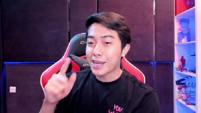 Hình ảnh một buổi livestream của Cris Devil Gamer
