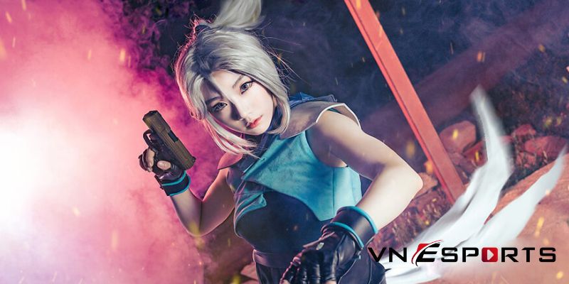 Jett cosplay bới nữ game thủ Charess (3)