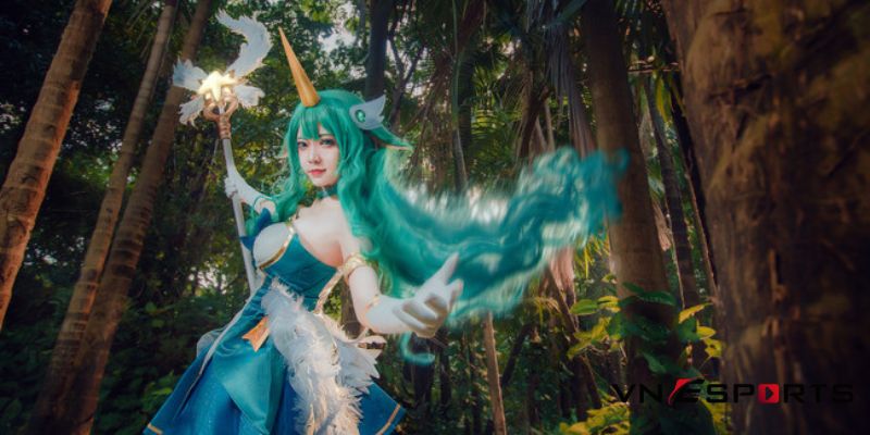 cosplay-soraka-ve-binh-tinh-tu-2061 Cosplay soraka tạo dáng bay trong rừng nguyên sinh