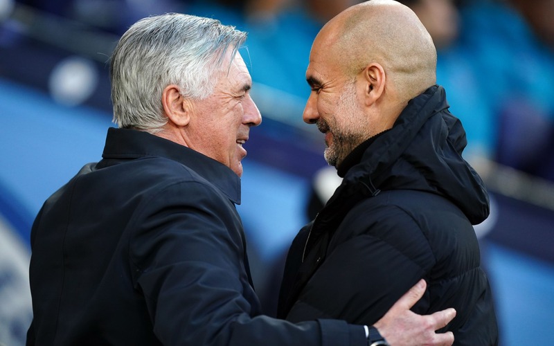 Sir Alex Ferguson nổi bật với tài xây dựng đội bóng và duy trì khát vọng chiến thắng